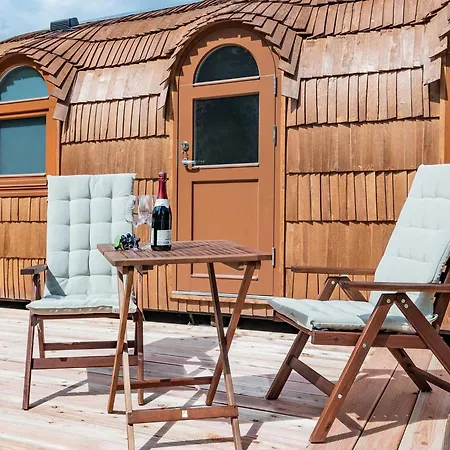 Tinyhouse 1 Holiday home